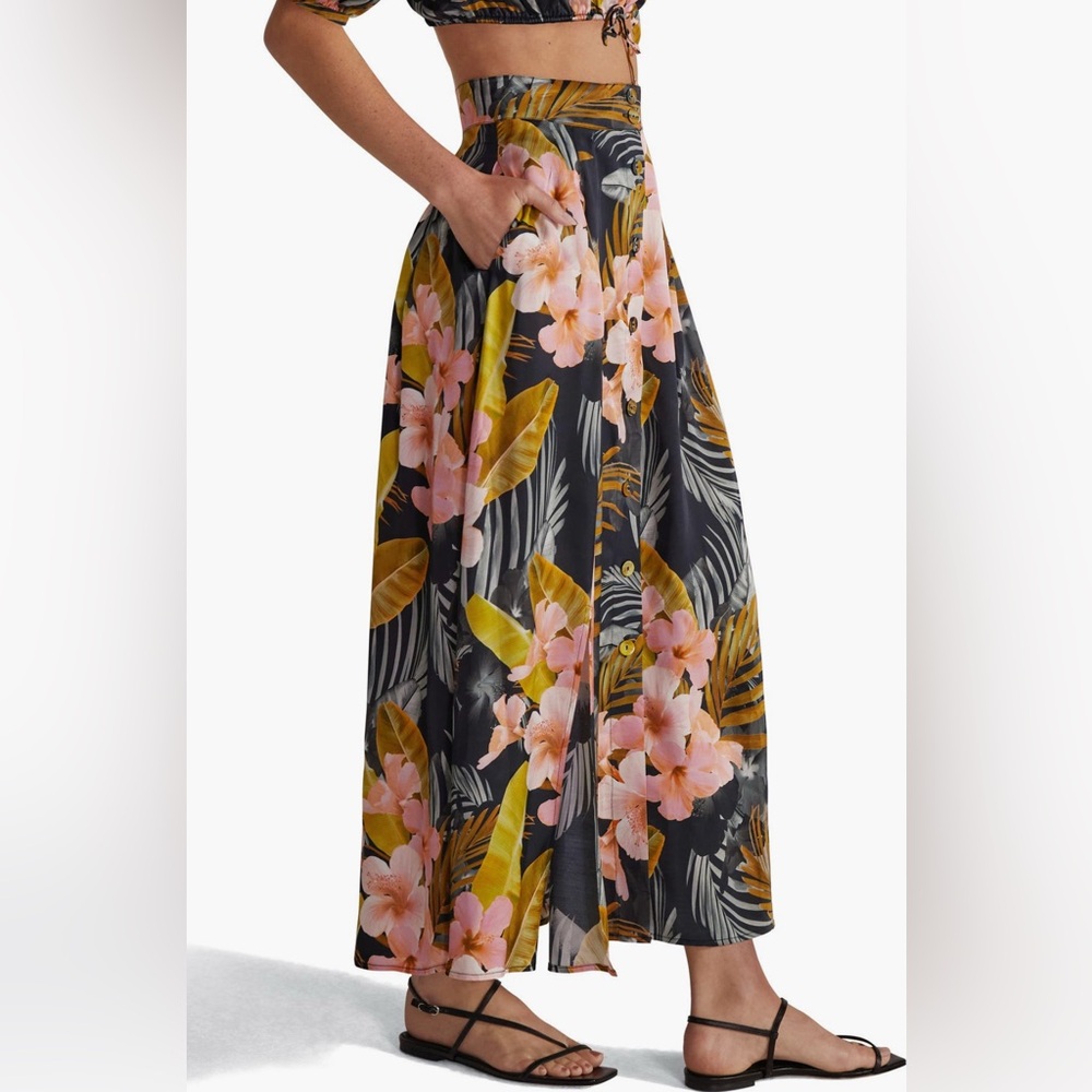 Favorite Daughter anywhere with you button front maxi skirt slits size M
